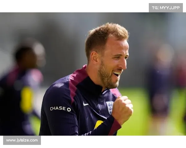 哈里凯恩足球成就对英格兰足球发展与全球足坛格局的深远影响 哈里凯恩足球成就对英格兰足球发展与全球足坛格局的深远影响